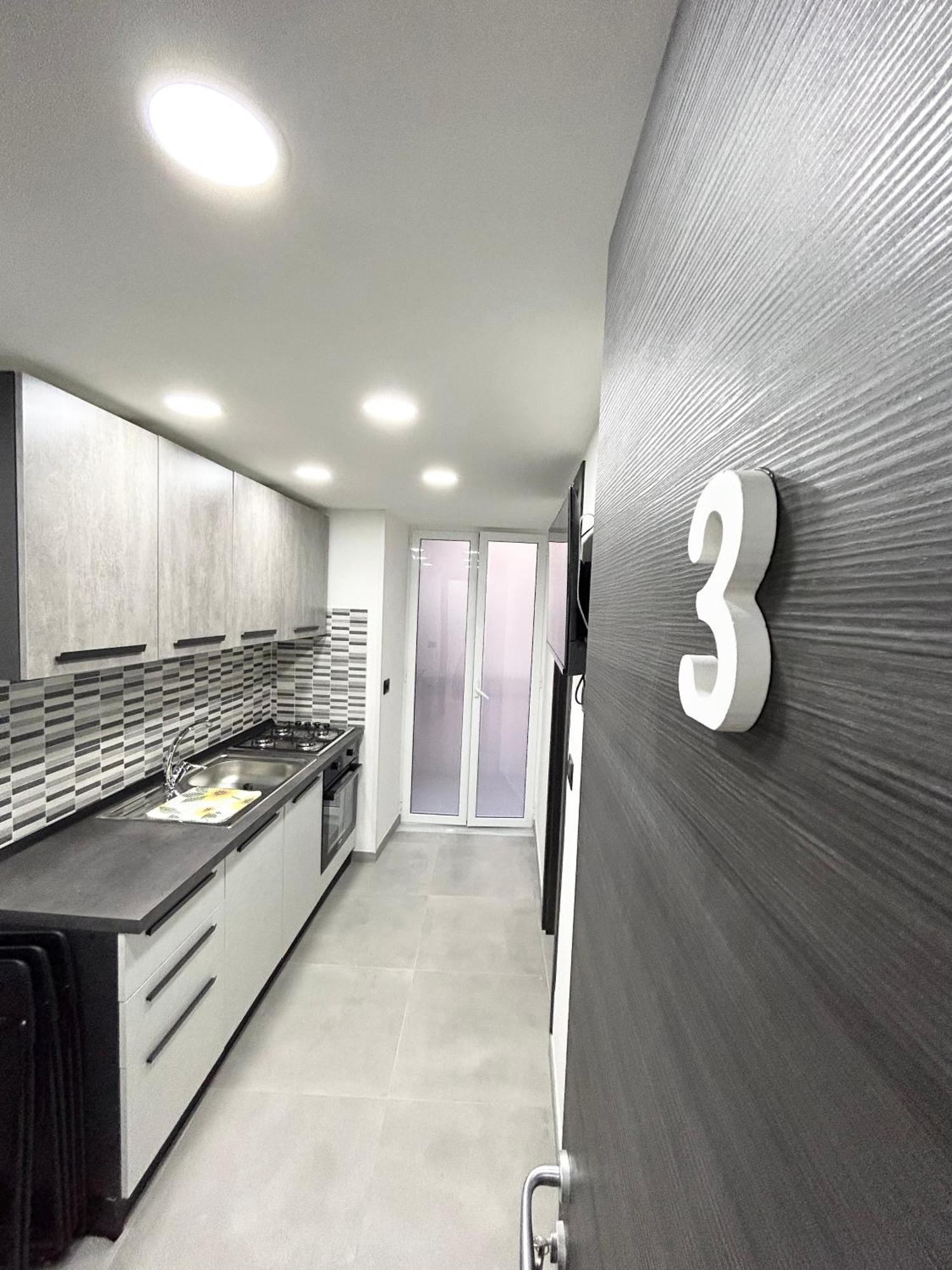 Luxury Home Valentino Наполи Екстериор снимка